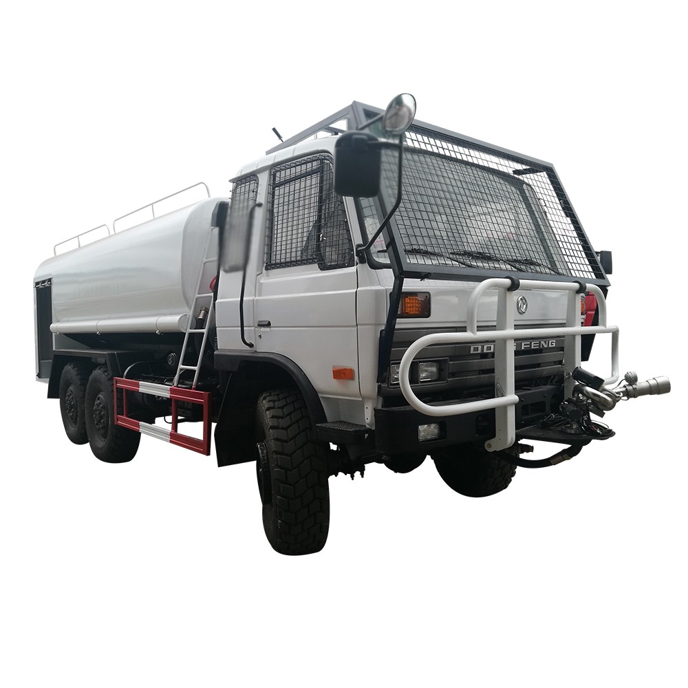 Dongfeng 6 * 6 รถบรรทุกน้ำ